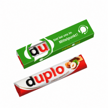 duplo-Schokoladenriegel mit individuell bedrucktem grünem Werbeschuber und Sichtfenster