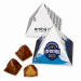 Gianduja-Bergpralinés mit weissen EMBA- und Studer-Expedition-Pyramidenboxen